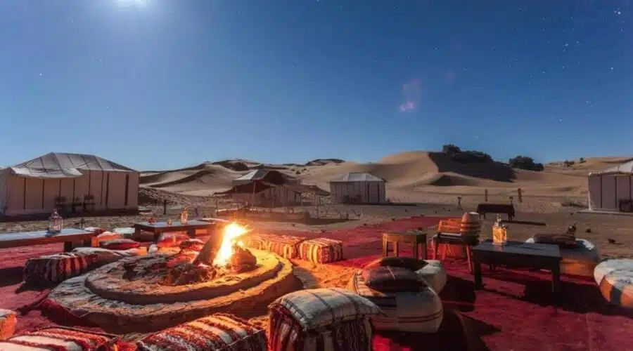 Merzouga luxury Sahara desert camp to spend the night on your 3-Days tour from Marrakech to MErzouga