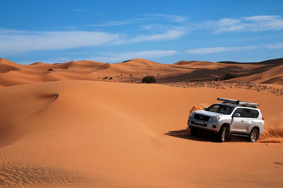 Jeep ride over Erg Chebbi dunes